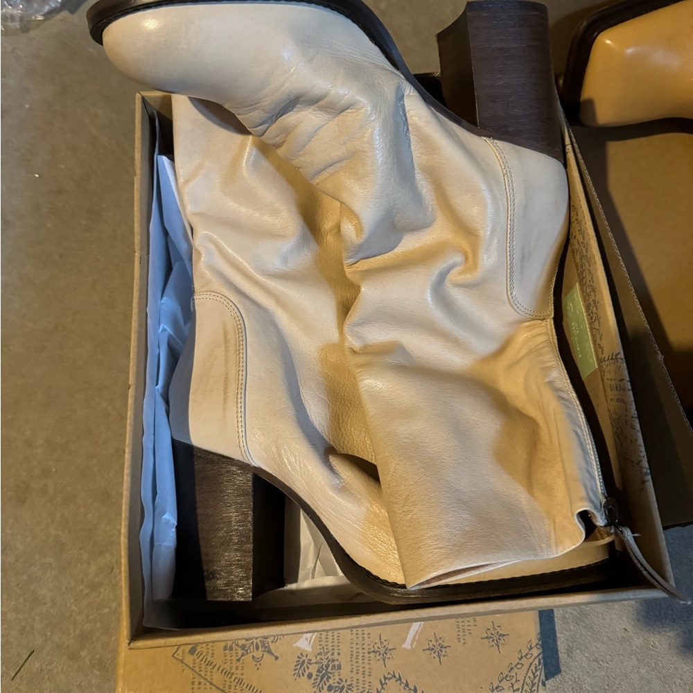 Free People Cream Heeled Boots, size 8.5, new in box